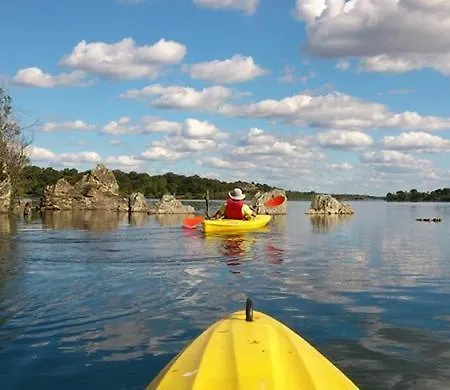 Casa de hóspedes Ecopark Azibo